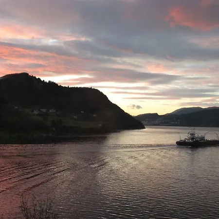 Acu Rem Tetigisti Affittacamere *